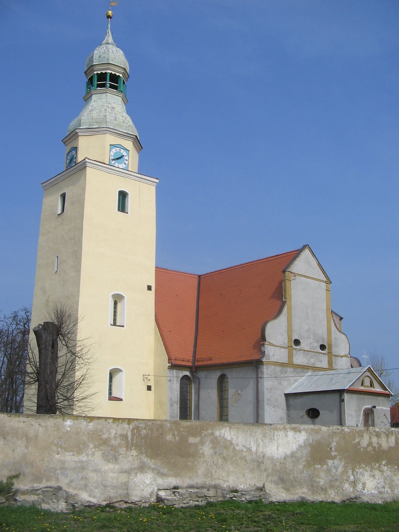 Kościół parafialny pw. św.św. Wawrzyńca i Antoniego, Borek Strzeliński
