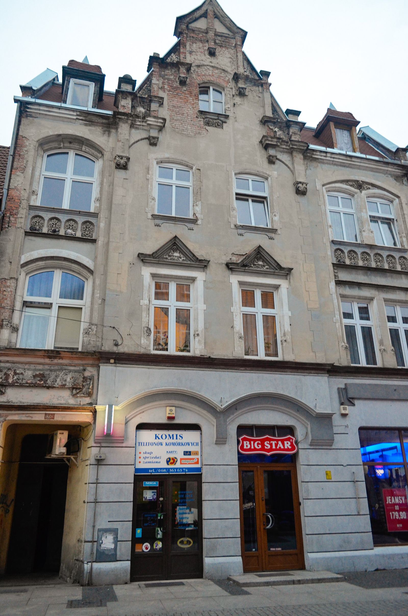 Dom, Żary