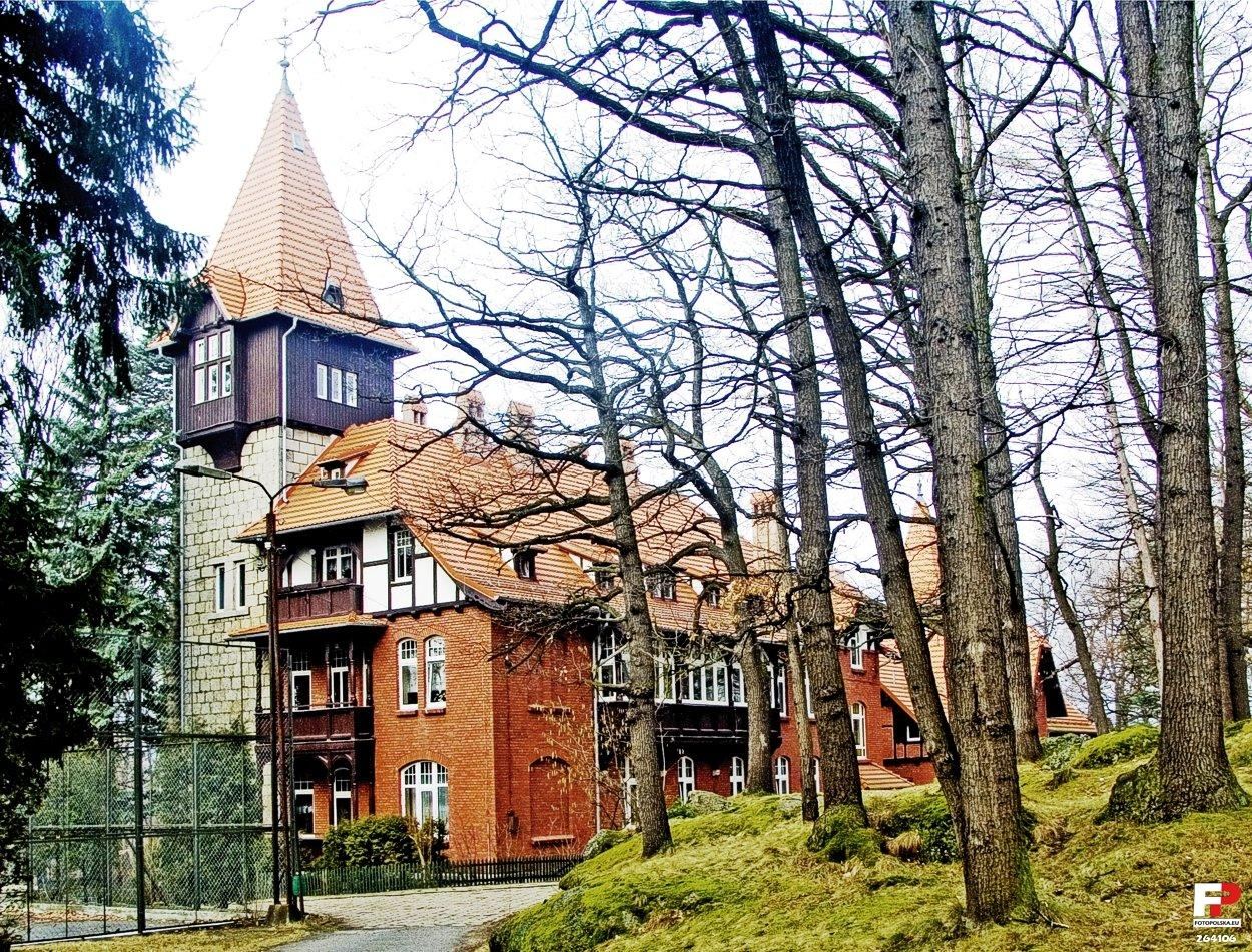 Pensjonat, ob. dom dziecka Dąbrówka, Jelenia Góra