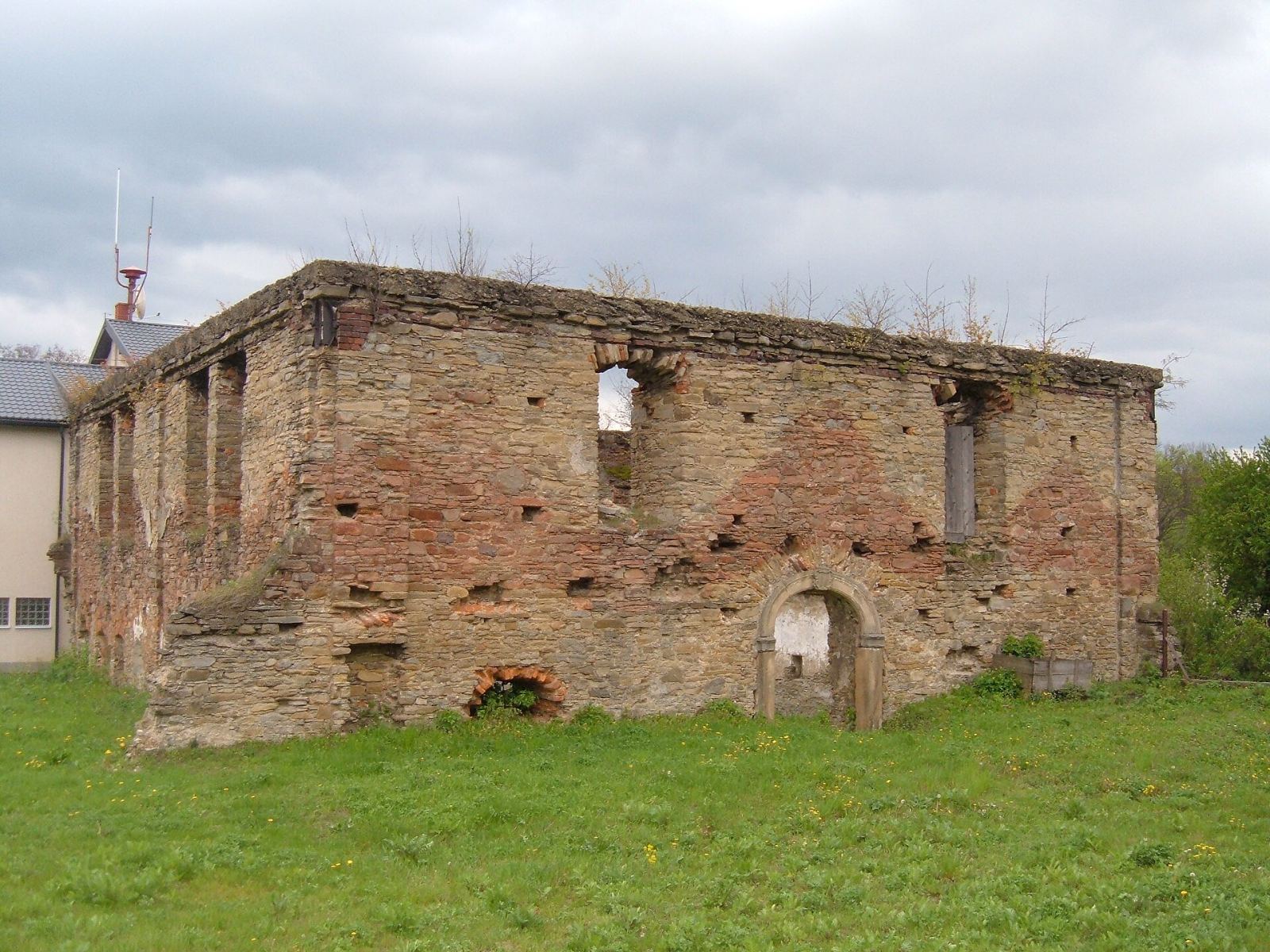 Ruina synagogi, Dukla