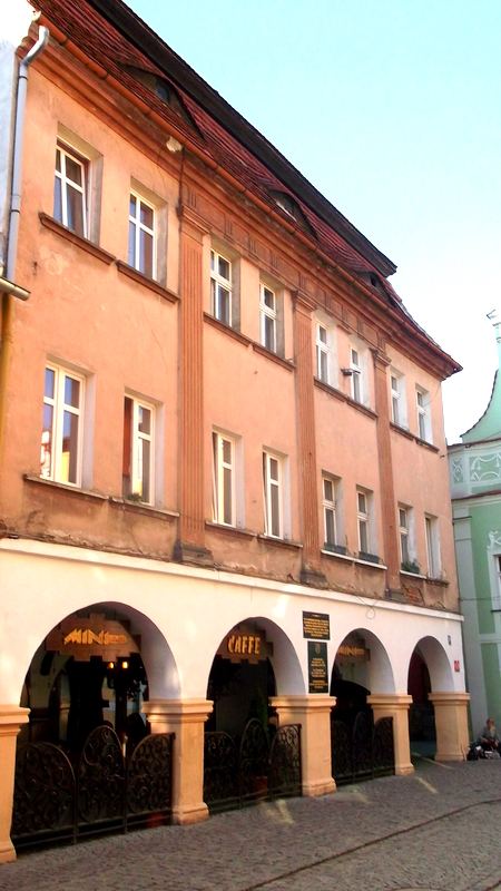Dom, Kamienna Góra
