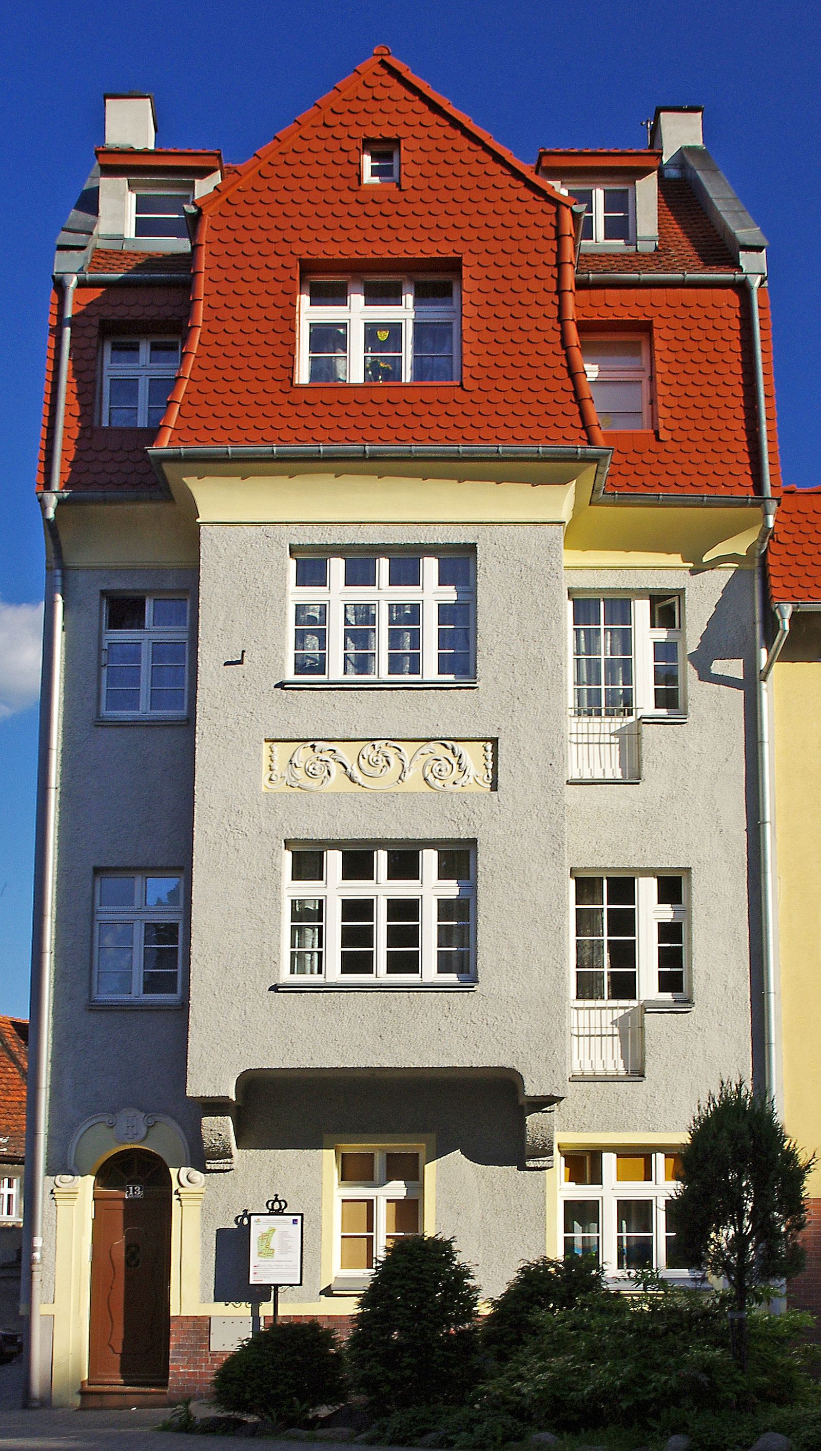 Kamienica, Leszno