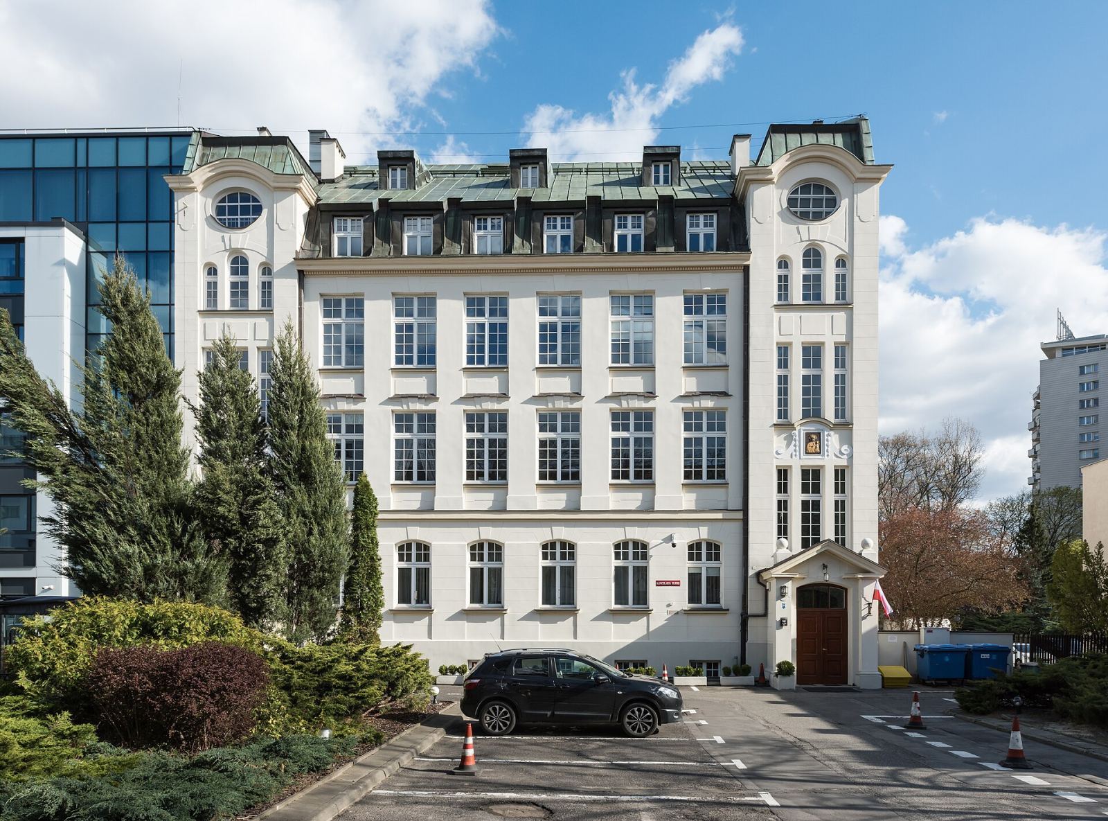 D. sierociniec, Warszawa