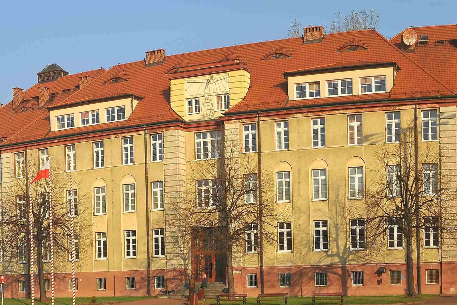Budynek dydaktyczny Pod Zegarem, Gdynia