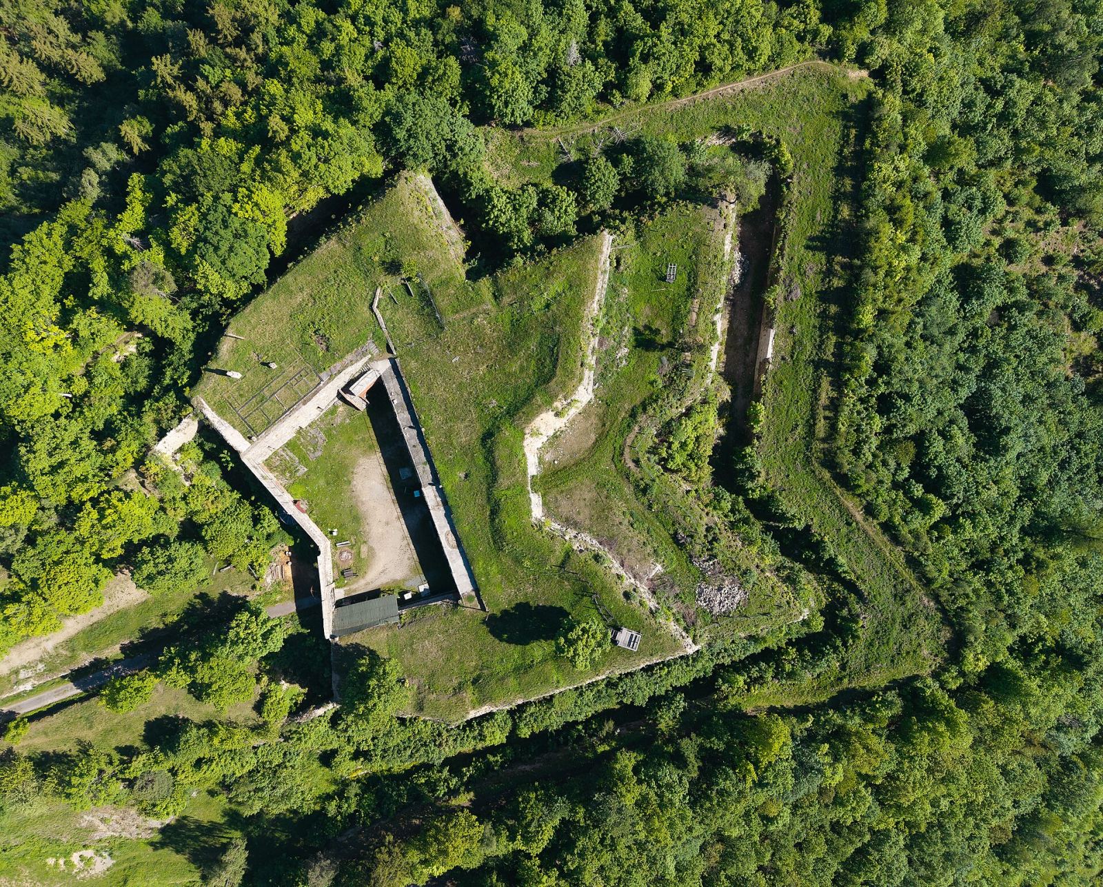 Fort Wysoka Skała, Srebrna Góra