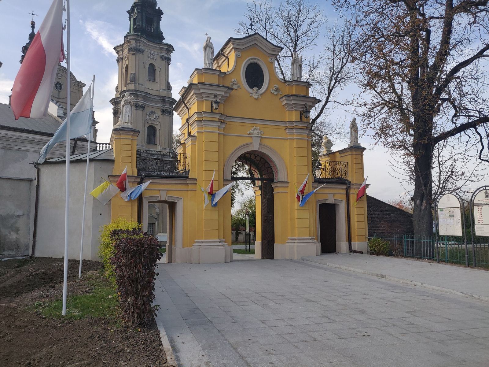 Brama wjazdowa, Jarosław