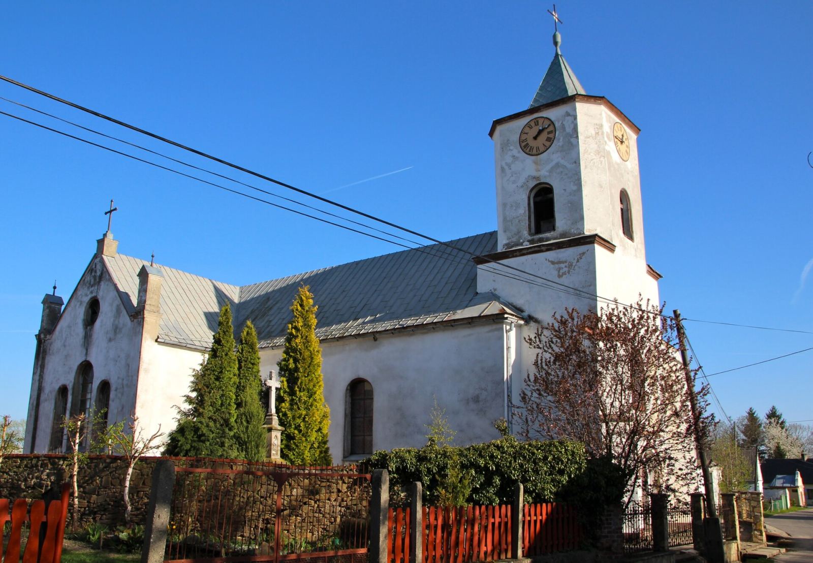 Kościół parafialny pw. św. Jana Nepomucena, Braciszów