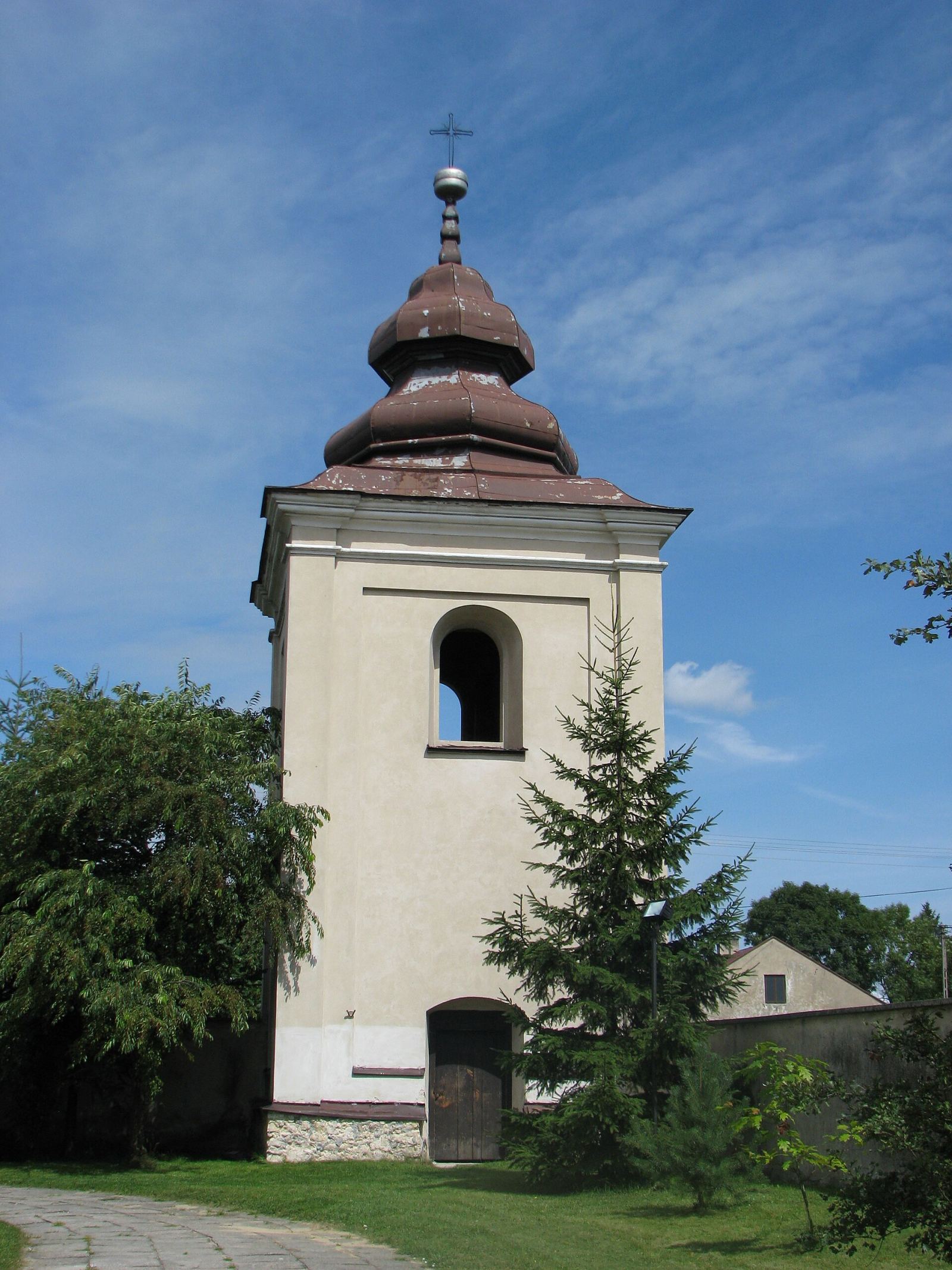 Kościół parafialny pw. Świętej Trójcy, Raków