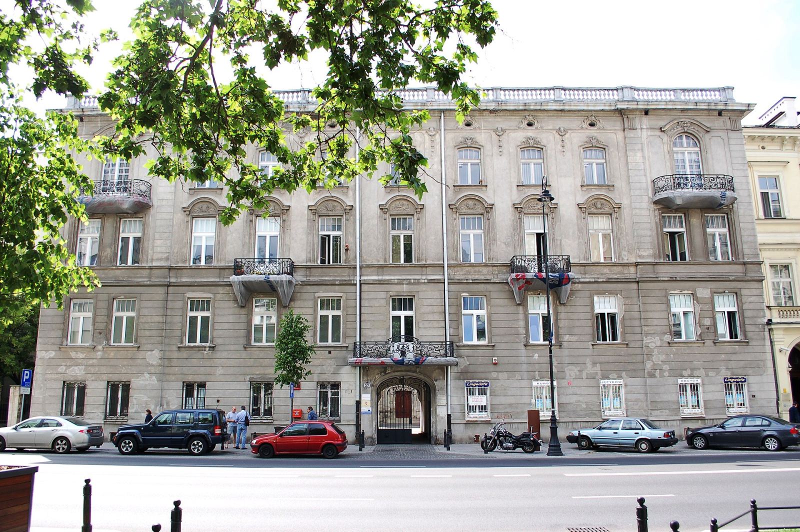 Kamienica z oficynami, Warszawa