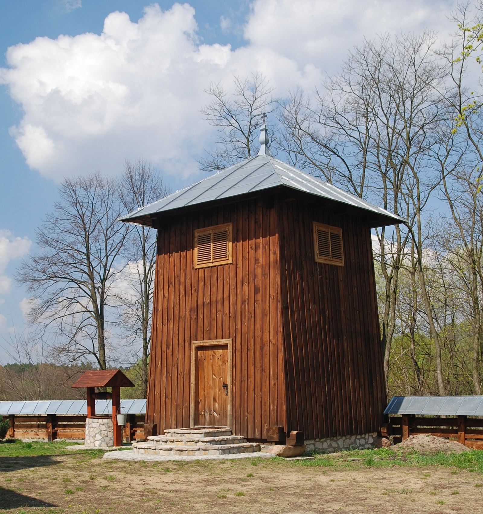Dzwonnica, Młyny