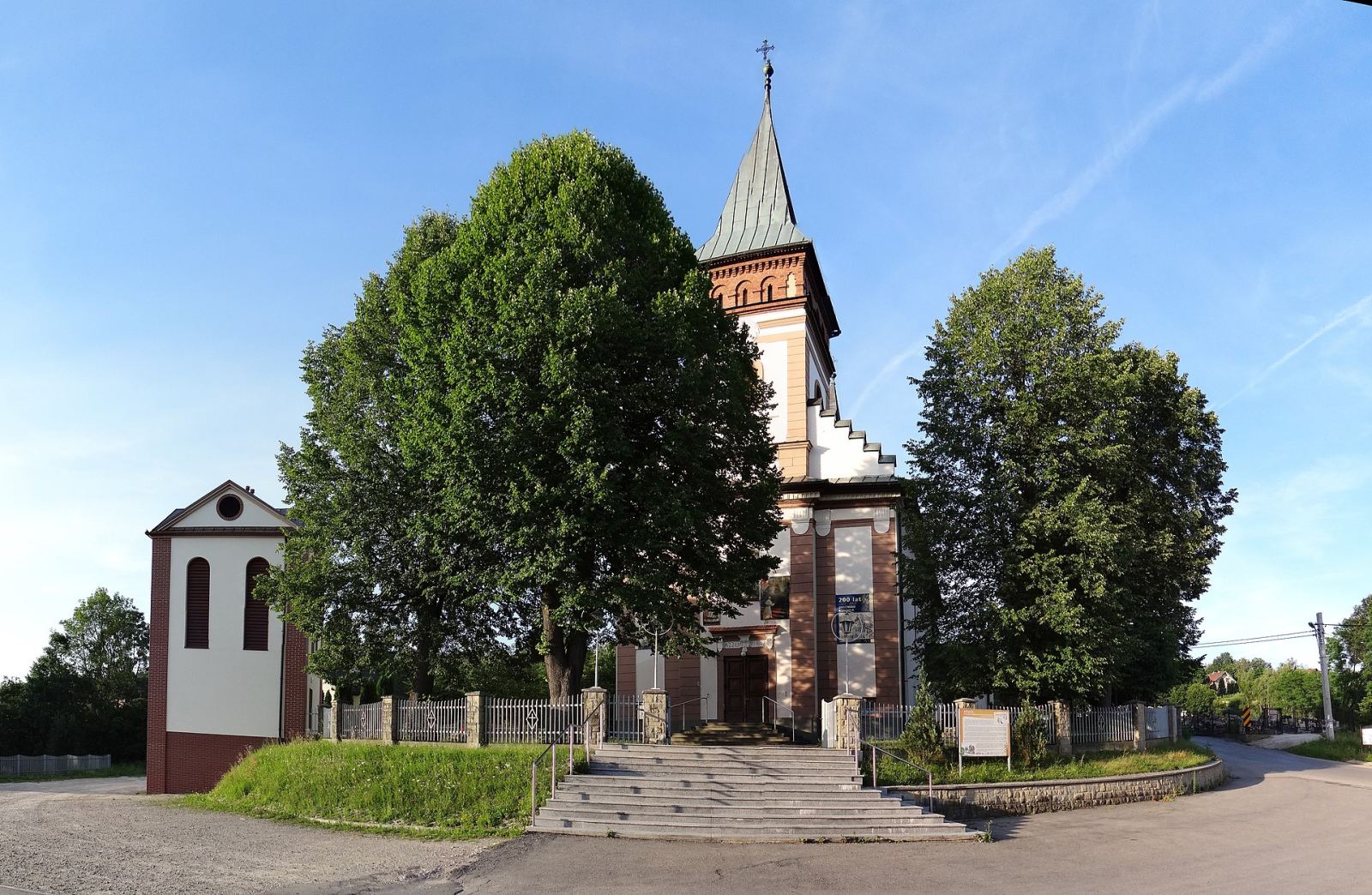 Kościół parafialny pw. św. Marii Magdaleny, Głogoczów