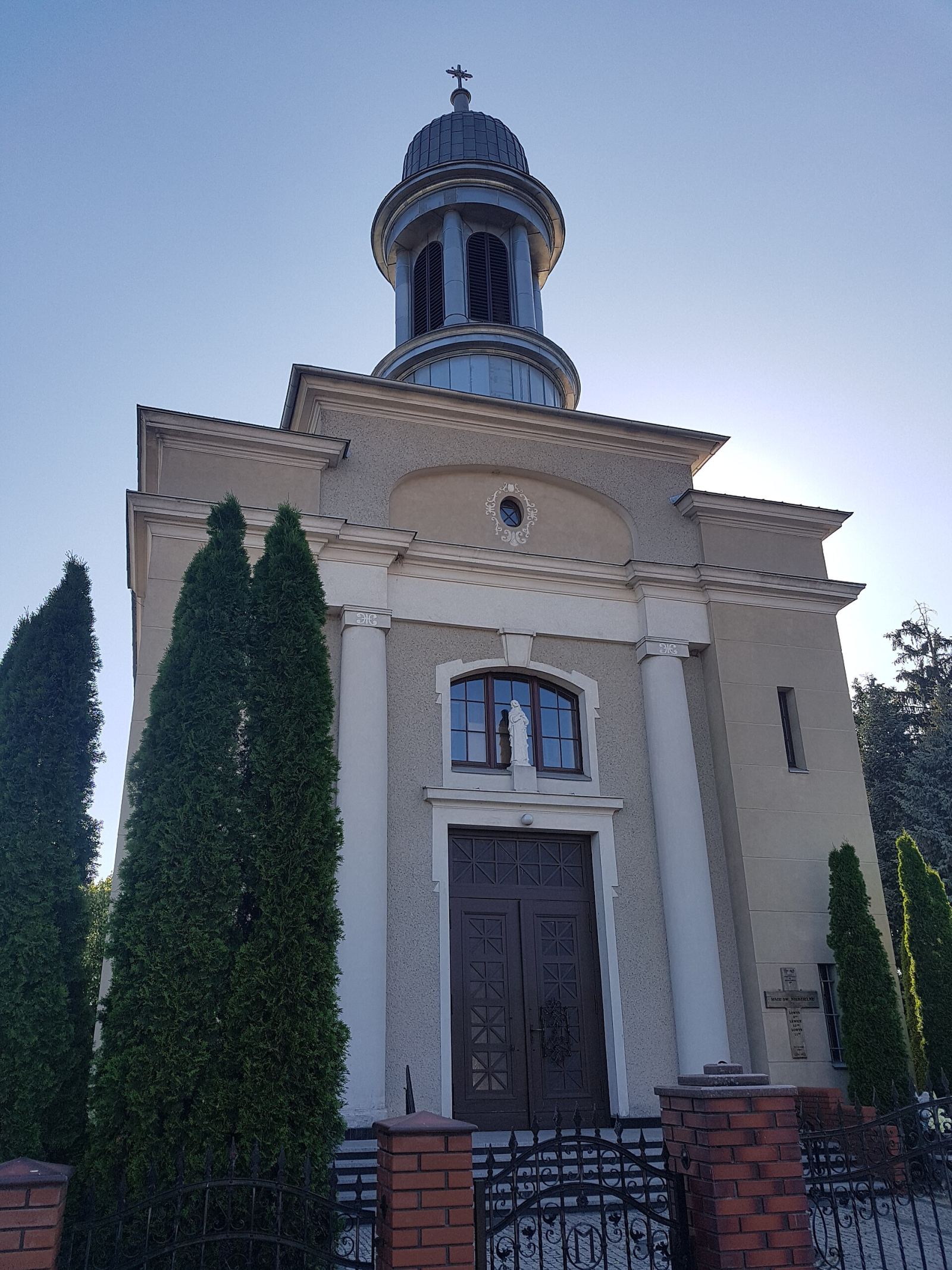 Kościół parafialny pw. Wniebowzięcia Najświętszej Marii Panny, Łowyń