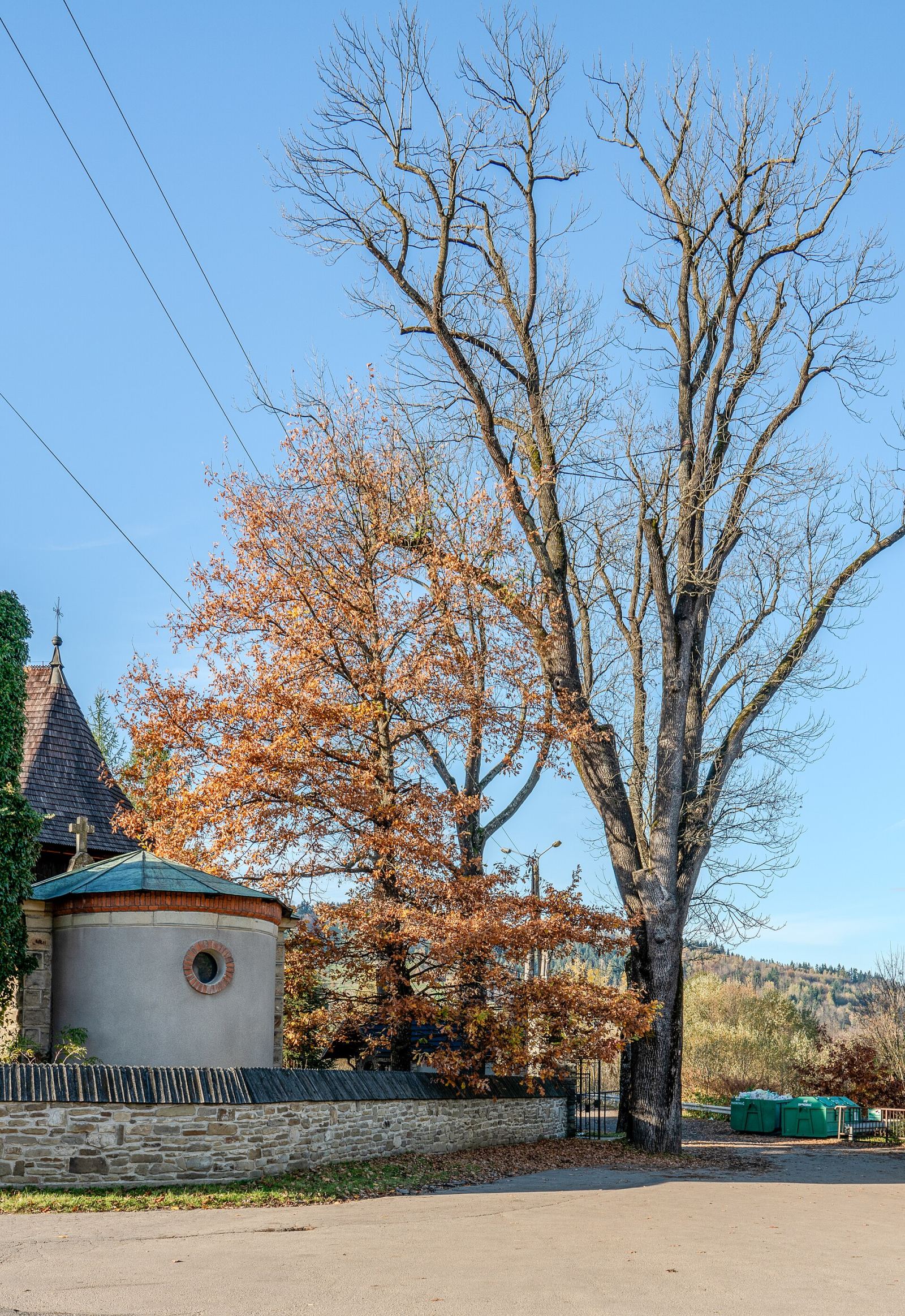 Ogrodzenie, Łętownia