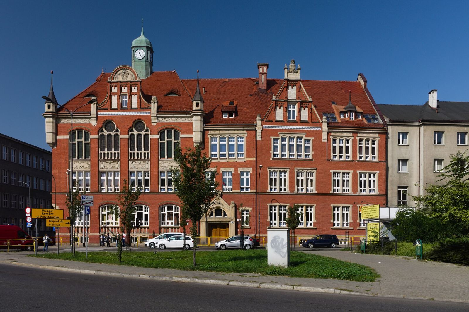 Szkoła, ob. IV Liceum Ogólnokształcące im. Marii Skłodowskiej-Curie, Chorzów