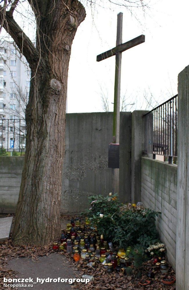Mogiła i miejsce pamięci ofiar reżimu komunistycznego w latach 1945-1956, Warszawa