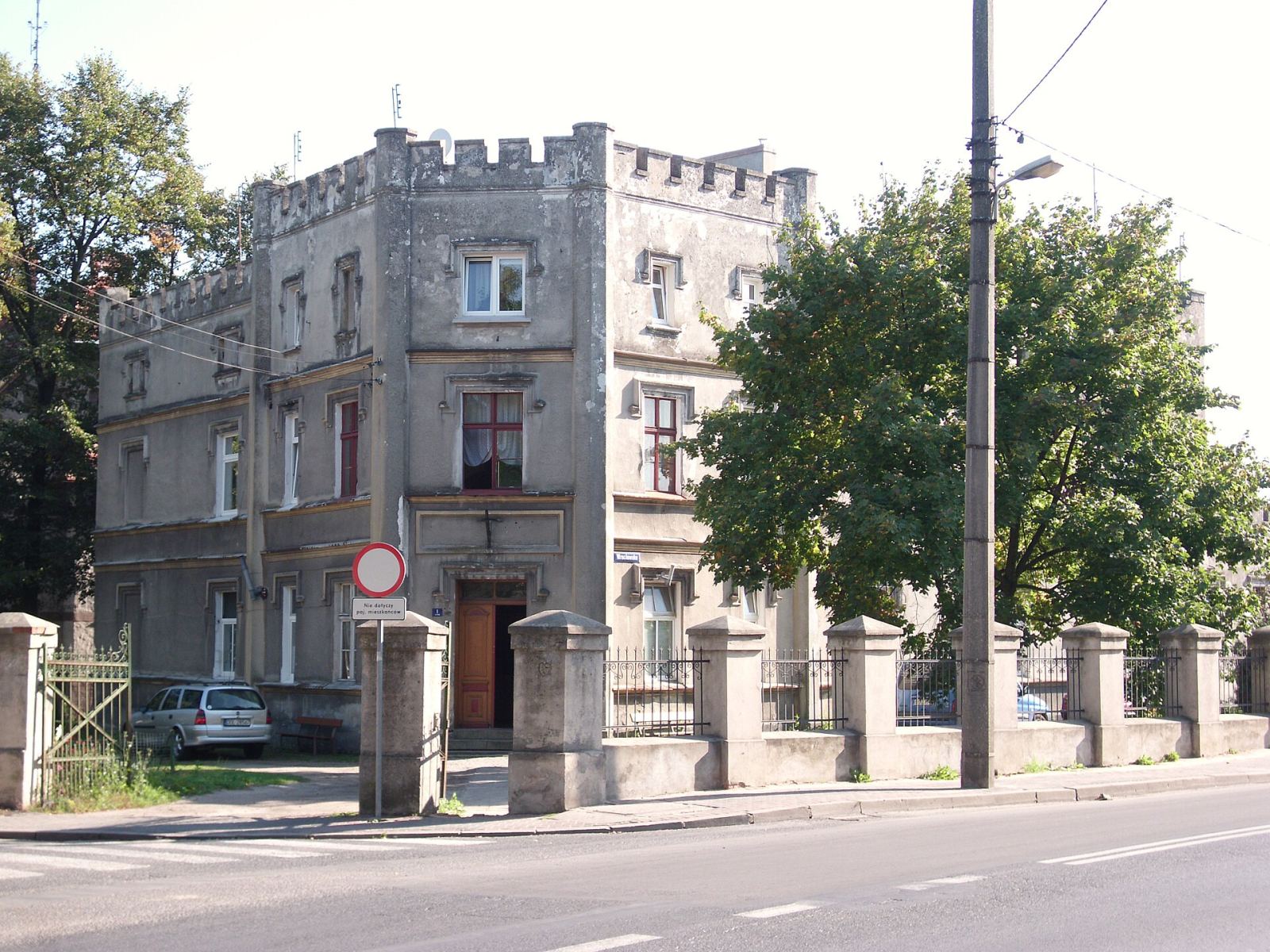 Dom, Syców