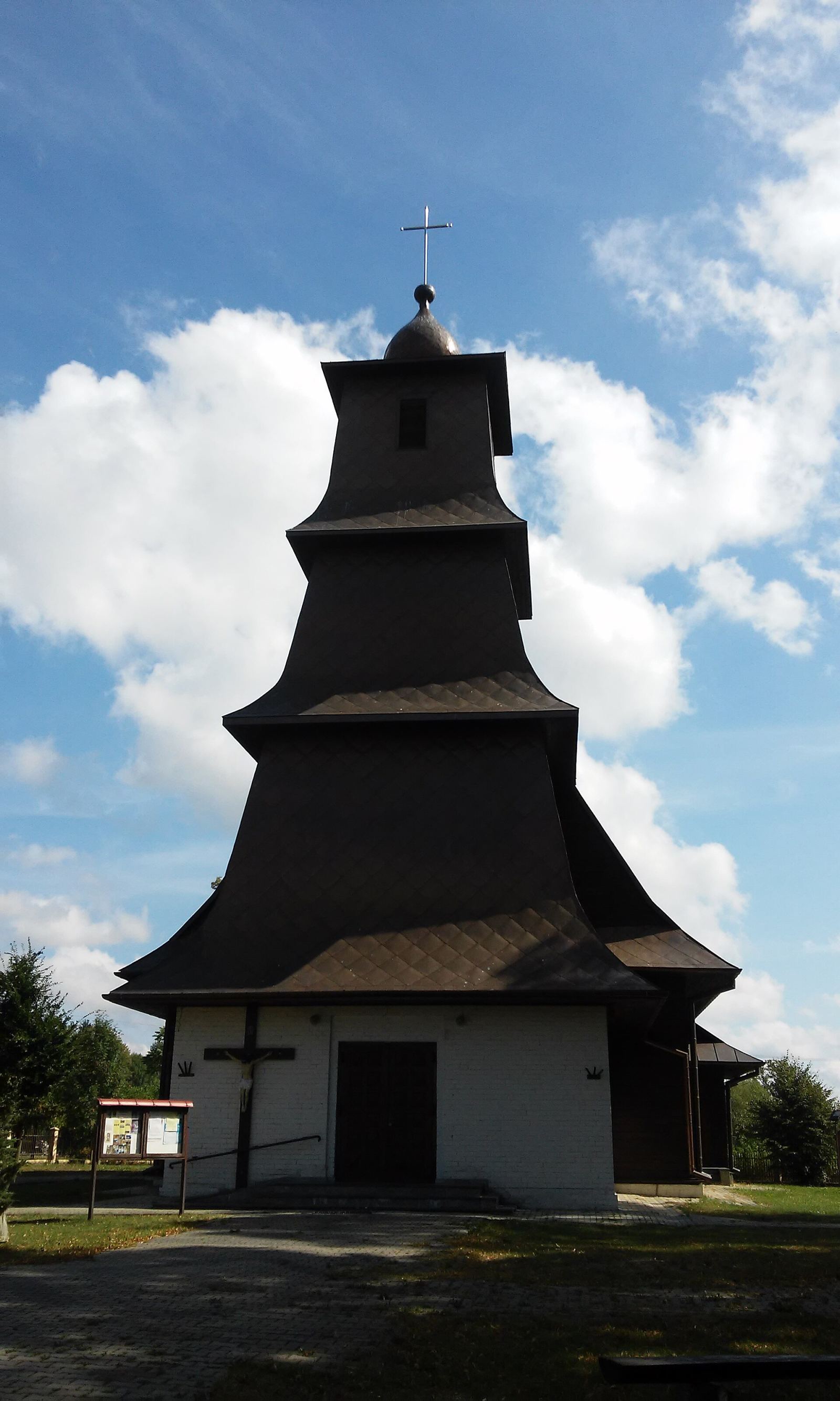 Kościół parafialny pw. św.św. Apostołów Piotra i Pawła, Kanie