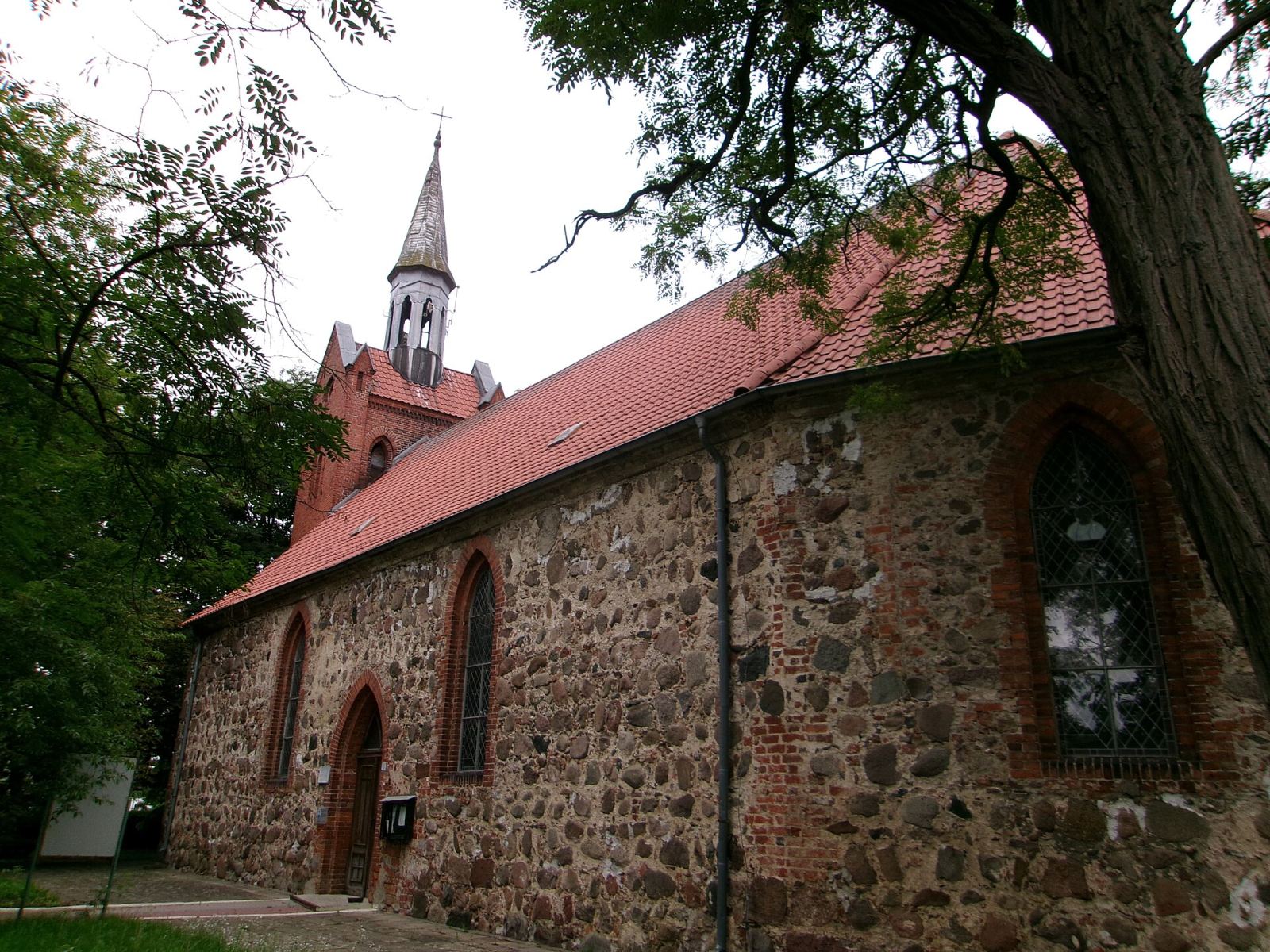 Kościół filialny pw. Podwyższenia Krzyża Świętego, Tychowo