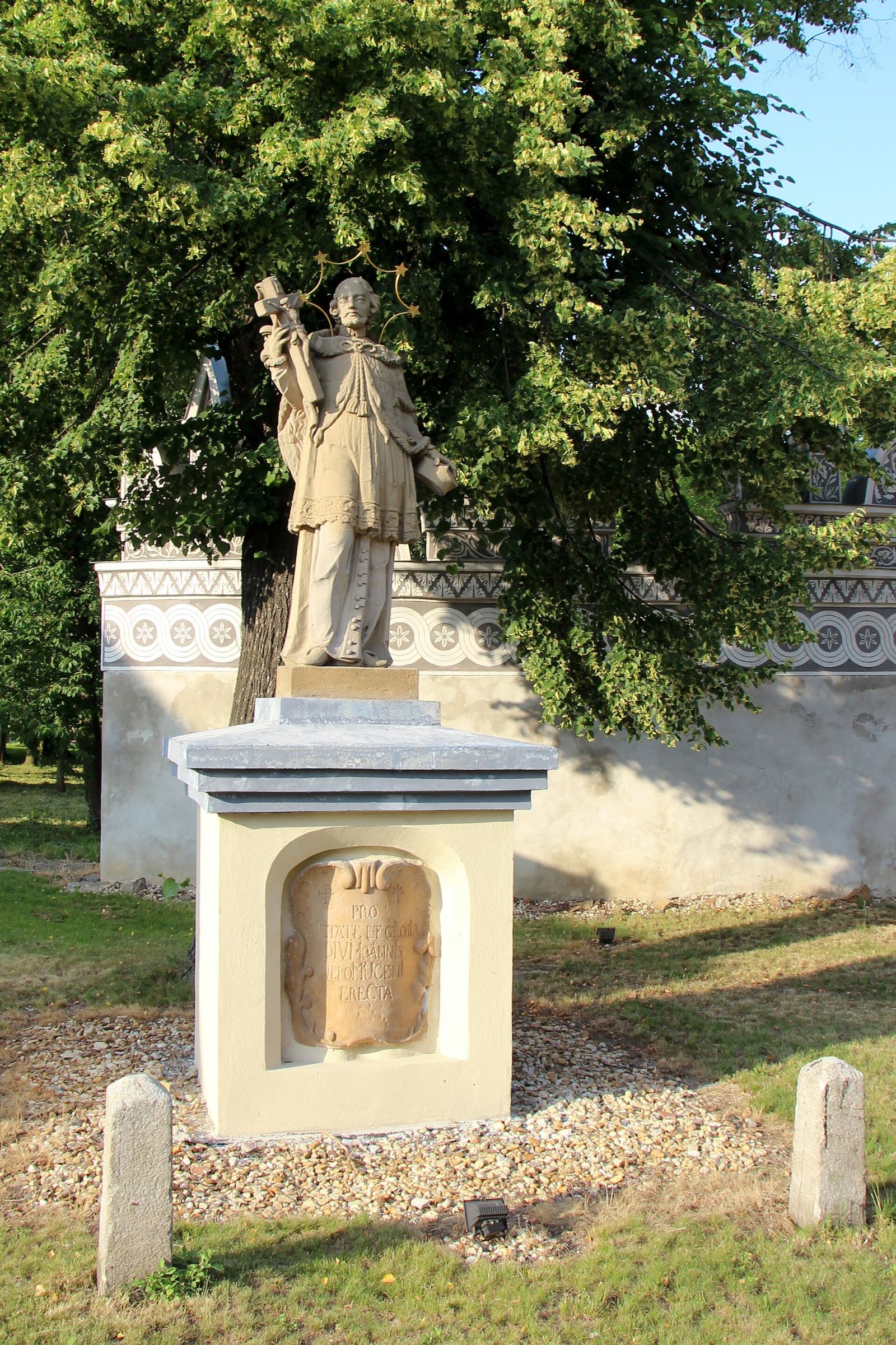 Figura św. Jana Nepomucena, Trzebina