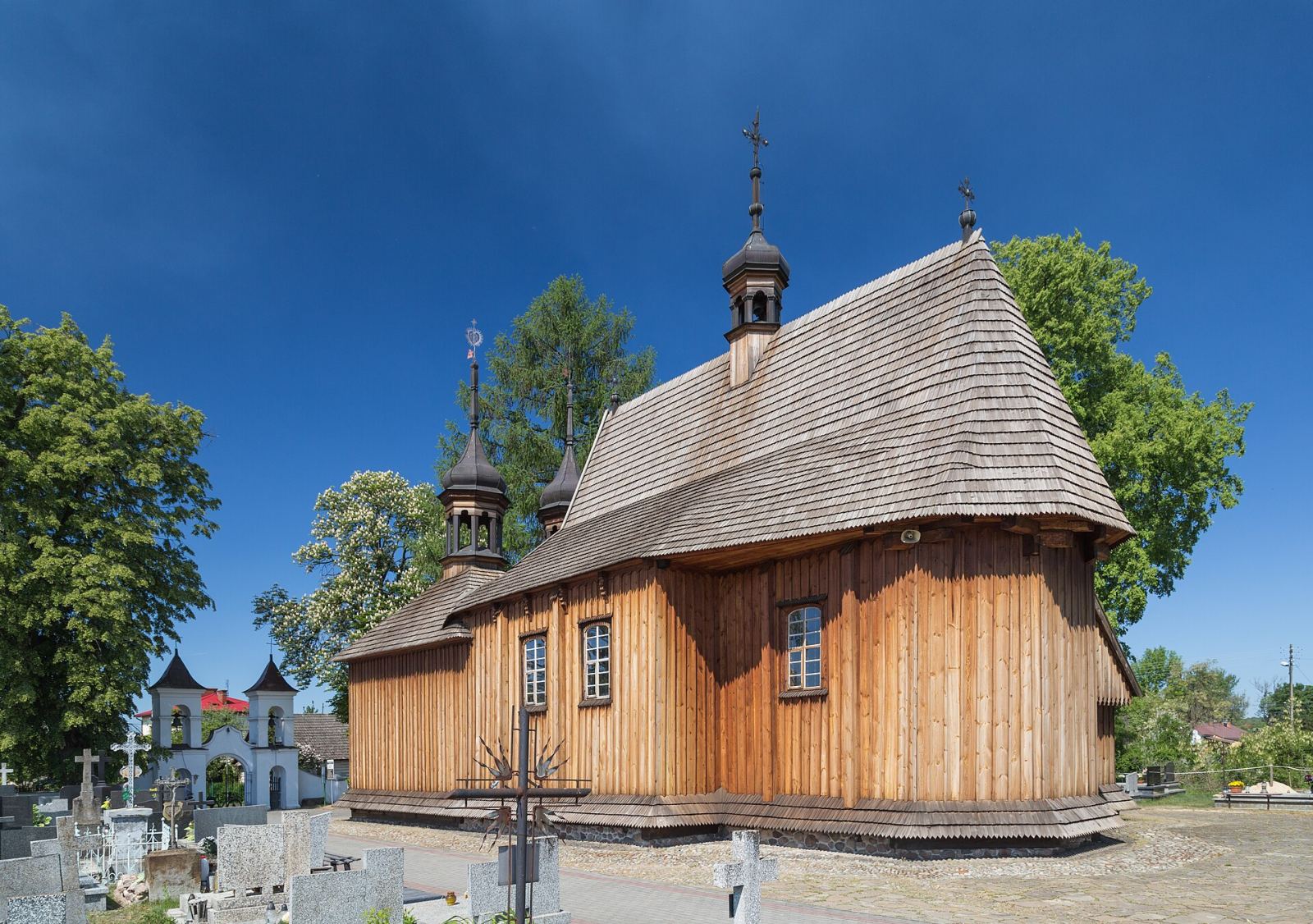 Kościół pw. Świętej Trójcy, ob. cmentarny, Ulanów