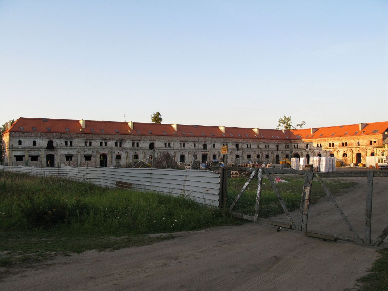 Zespół koszarowy, Oława