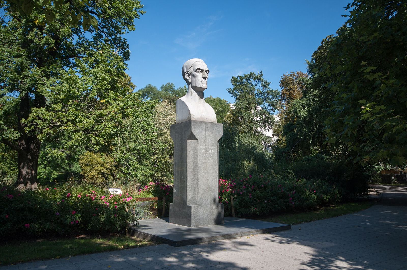 Popiersie Wilsona, Poznań