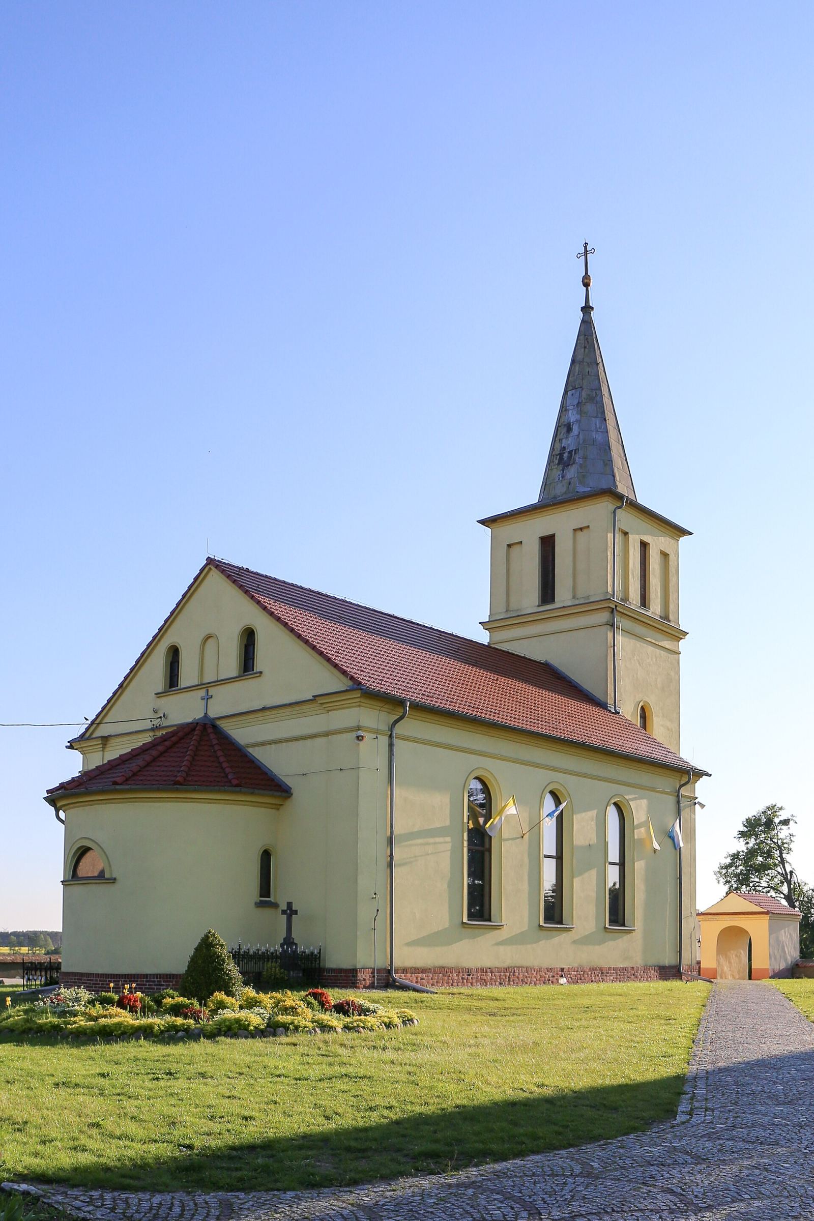 Kościół parafialny pw. św. Anny, Bąkowice