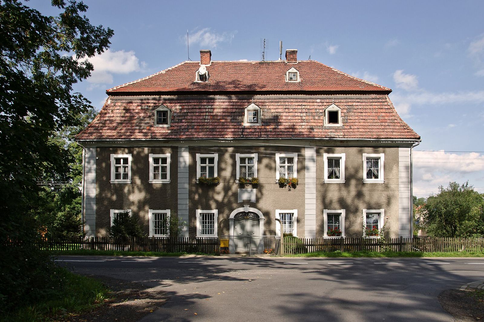 Pastorówka, Wieża