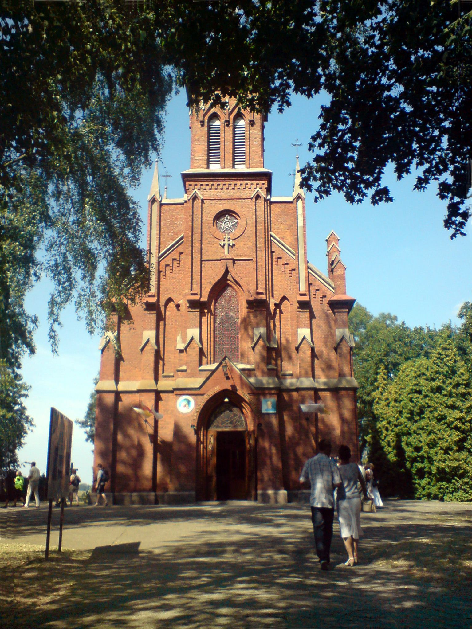 Kościół parafialny pw. św. Stanisława Kostki, Rostkowo
