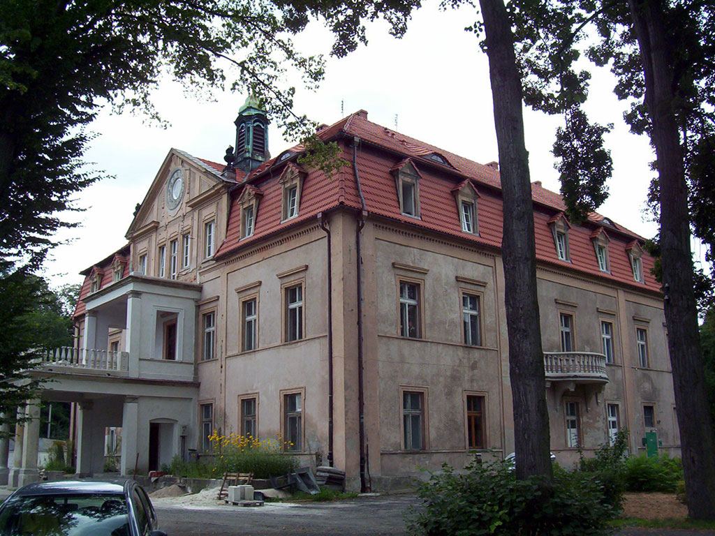Pałac, ob. szkoła, Niwnice
