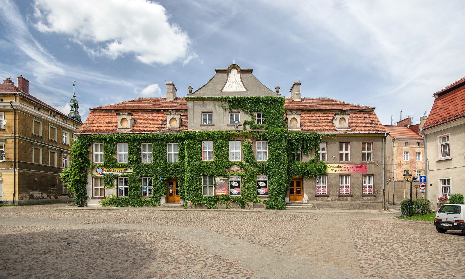 Szkoła ewangelicka, ob. budynek mieszkalno-usługowy, Szprotawa