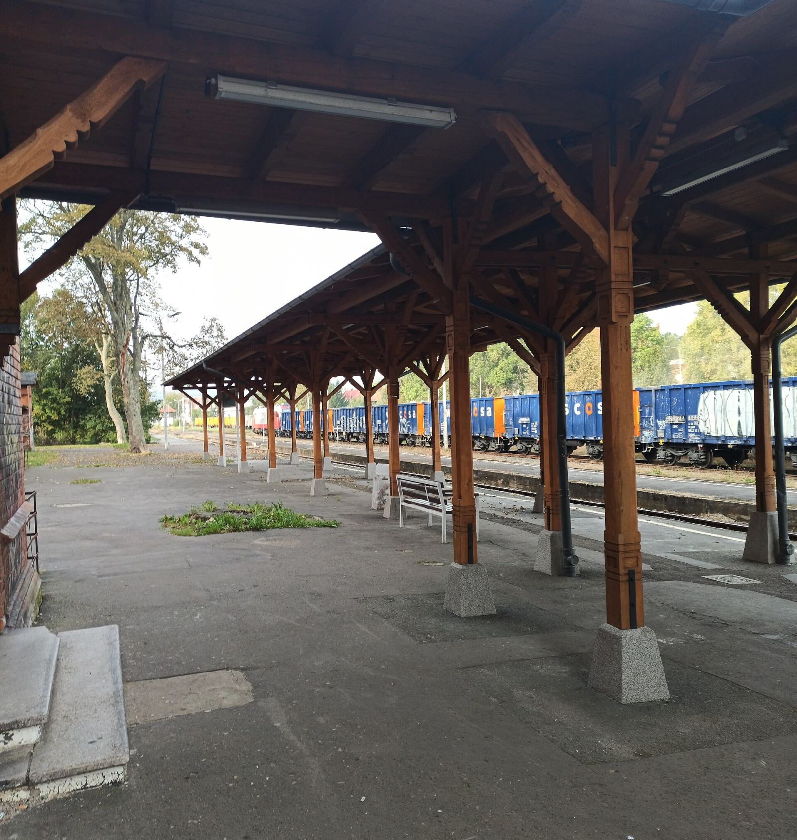 Wiata peronowa, Kamienna Góra