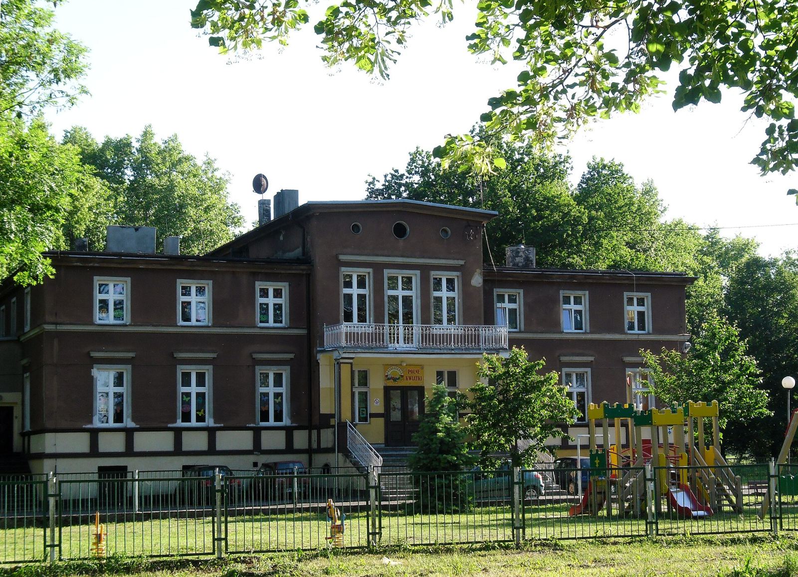 Dwór, Gutowo Małe