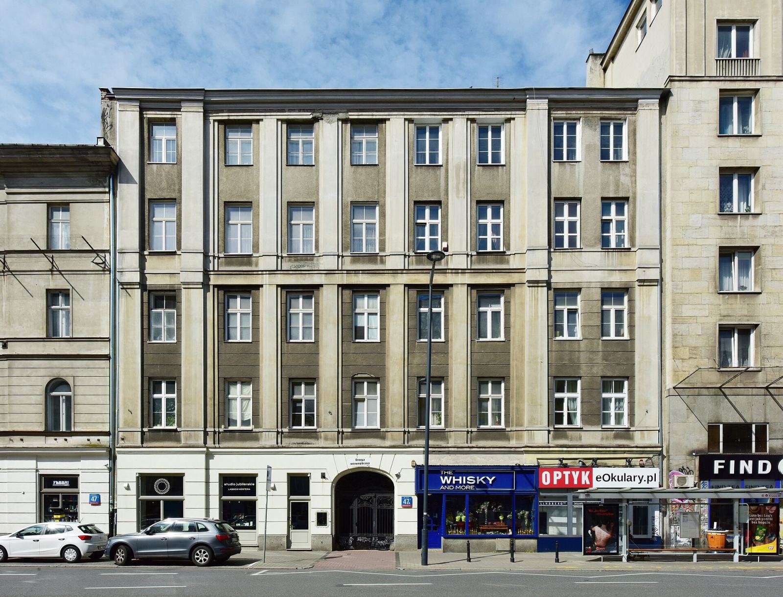 Kamienica z oficynami, Warszawa