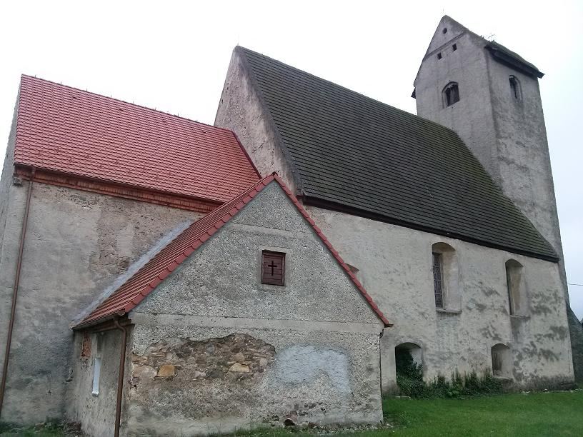 Kościół filialny pw. Podwyższenia Krzyża Świętego, Wiadrów