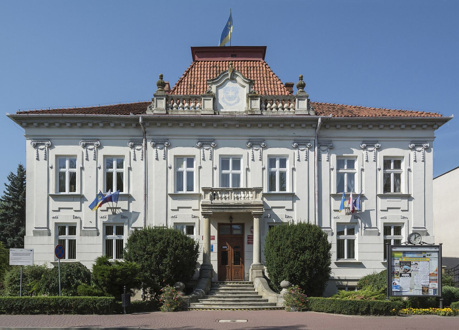 Budynek d. Cesarsko-Królewskiej Wyższej Szkoły Realnej, ob. Urząd Miasta, Tarnobrzeg