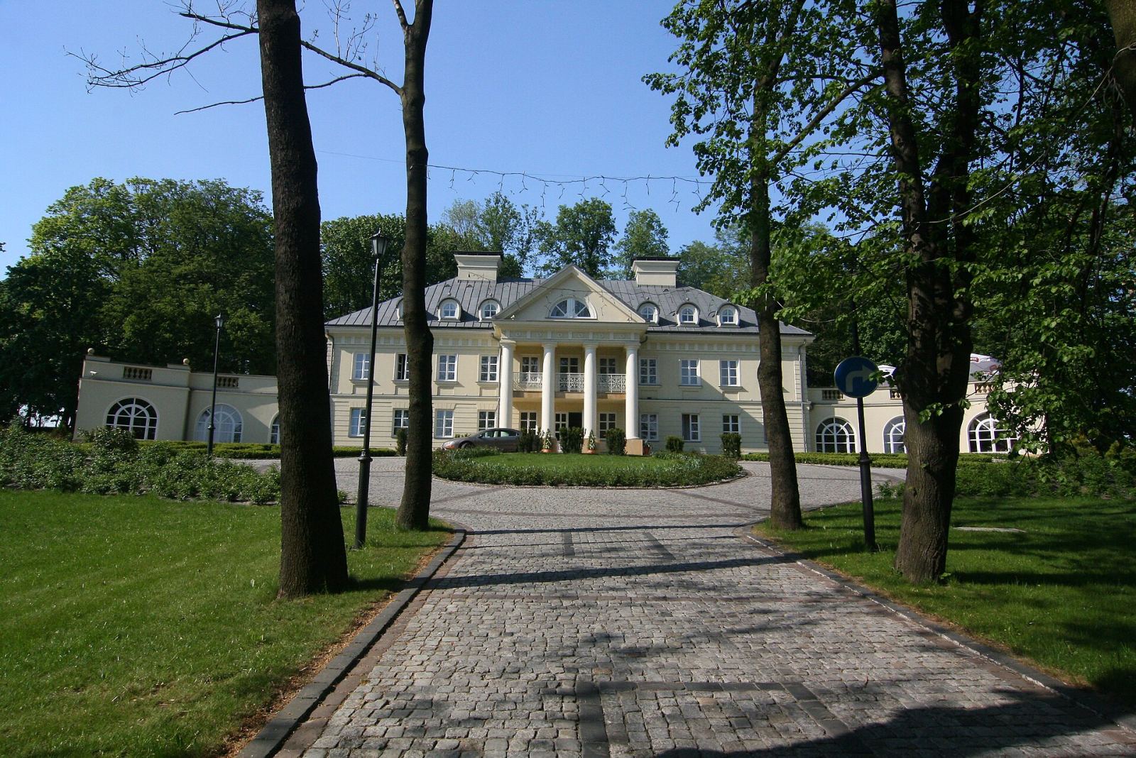 Ruiny pałacu, Śmiłowice