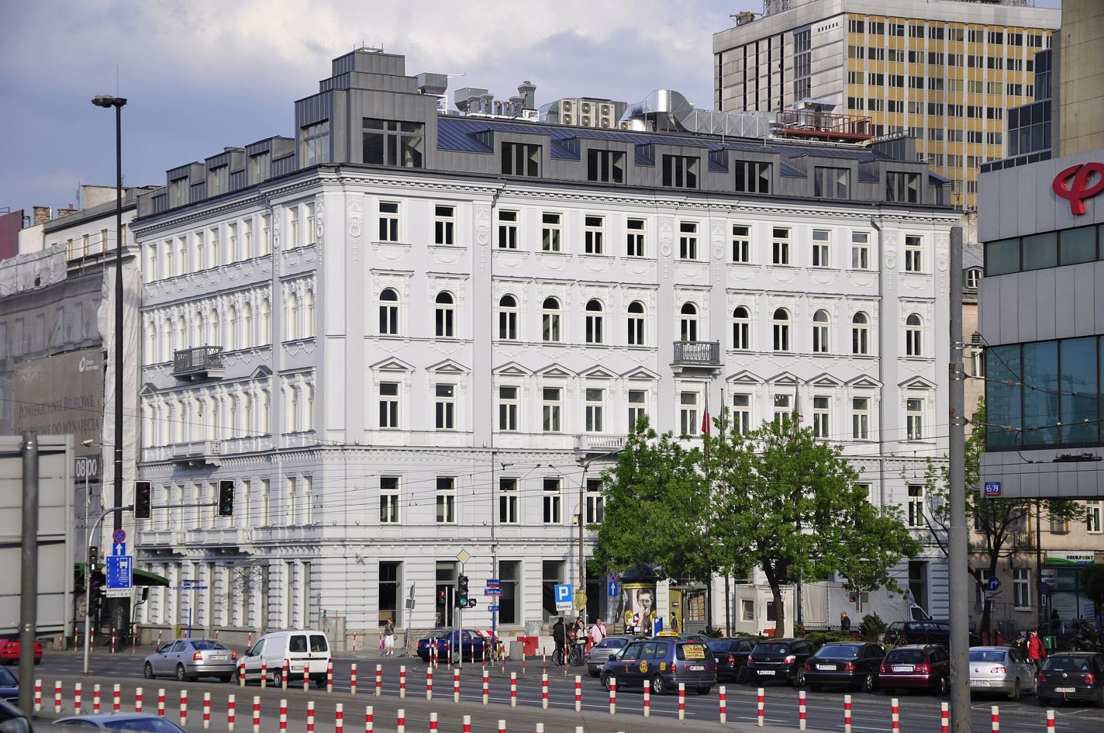 Kamienica z oficyną, Warszawa