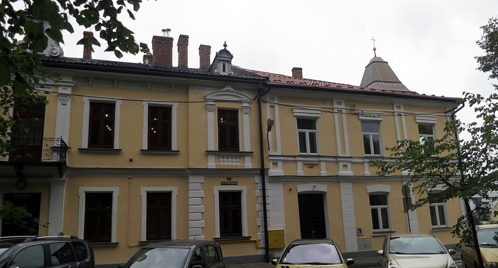 Dom, ob. sąd, Lesko