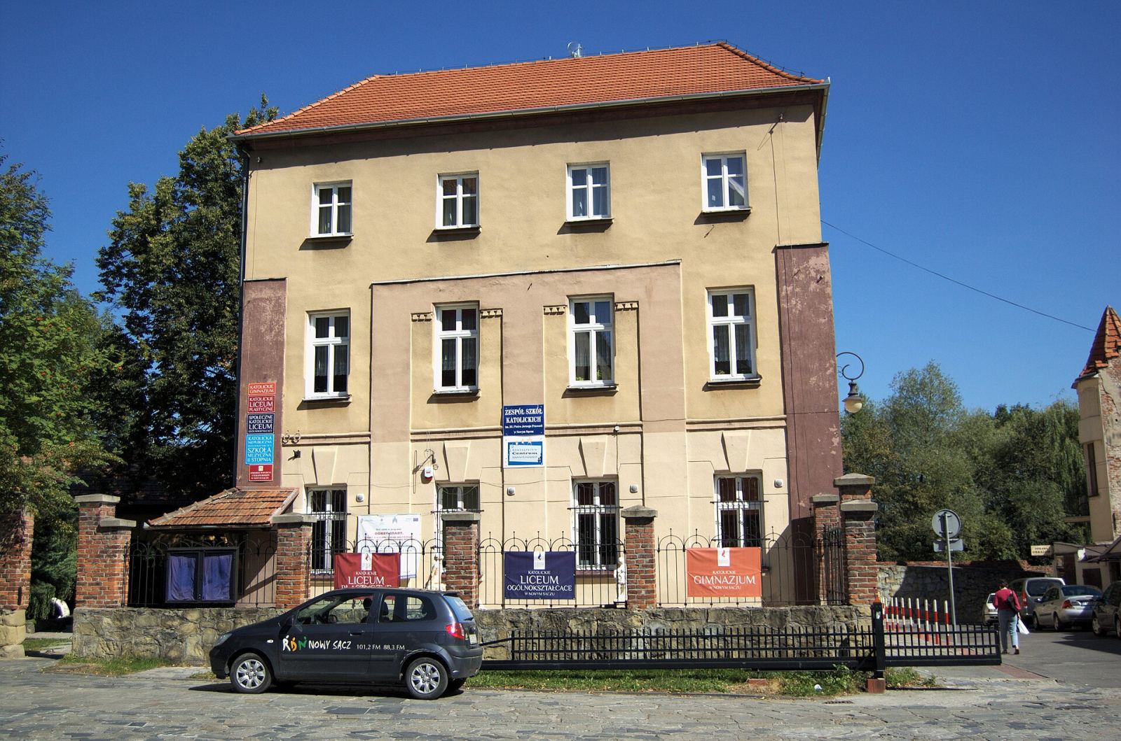 Ochronka, ob. szkoła, Nowy Sącz