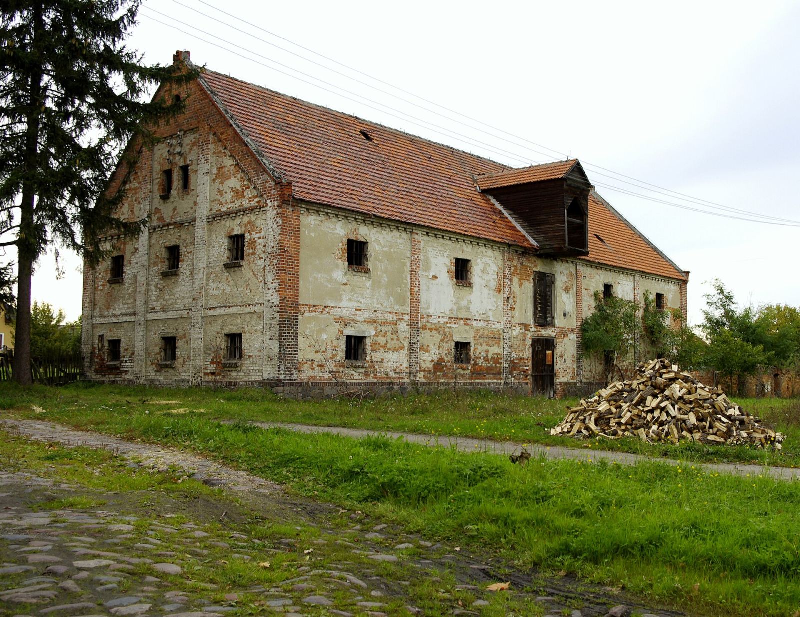 Spichlerz, Trzebicko