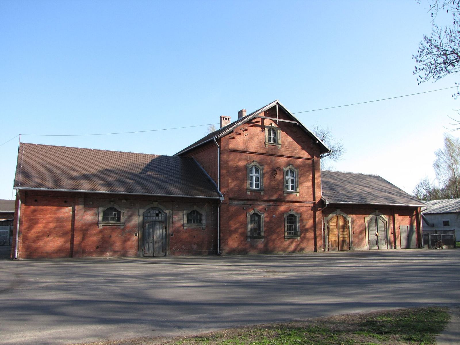 Stajnia folwarczna, Smolice