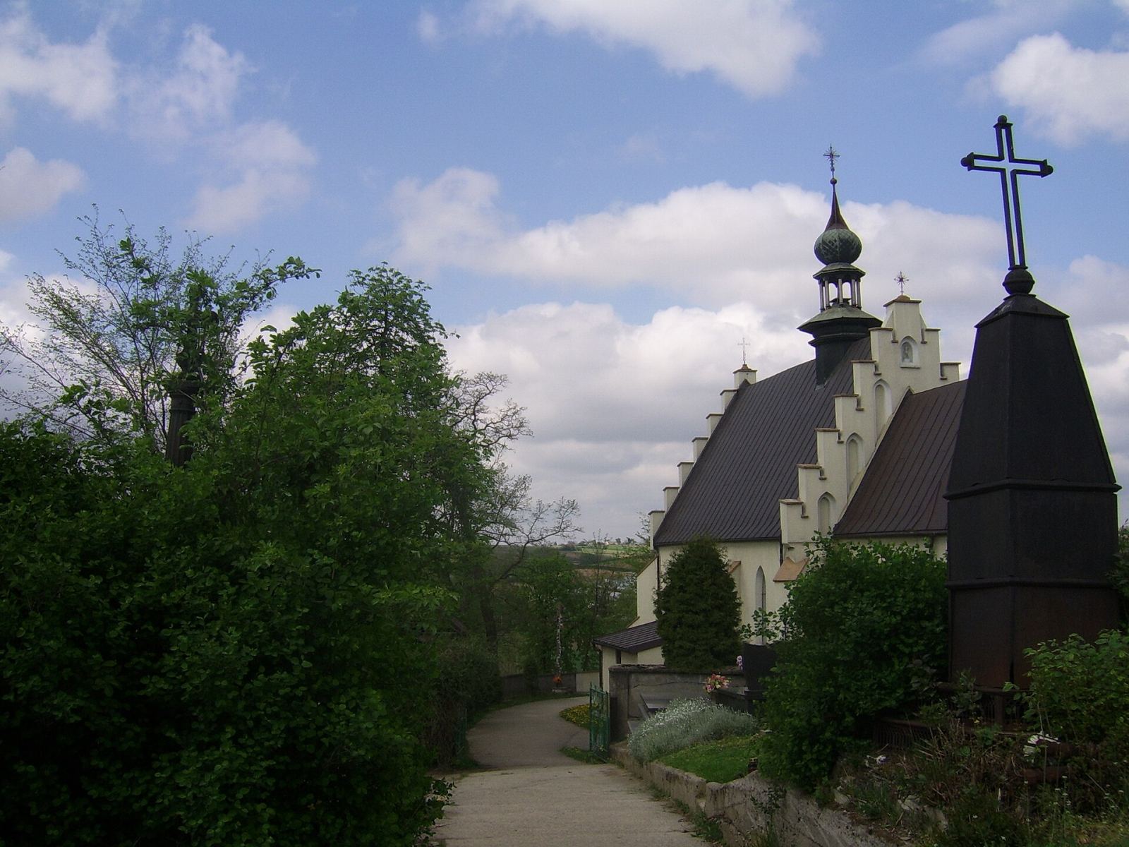 Zespół kościoła parafialnego pw. Znalezienia Krzyża Świętego, Dobranowice
