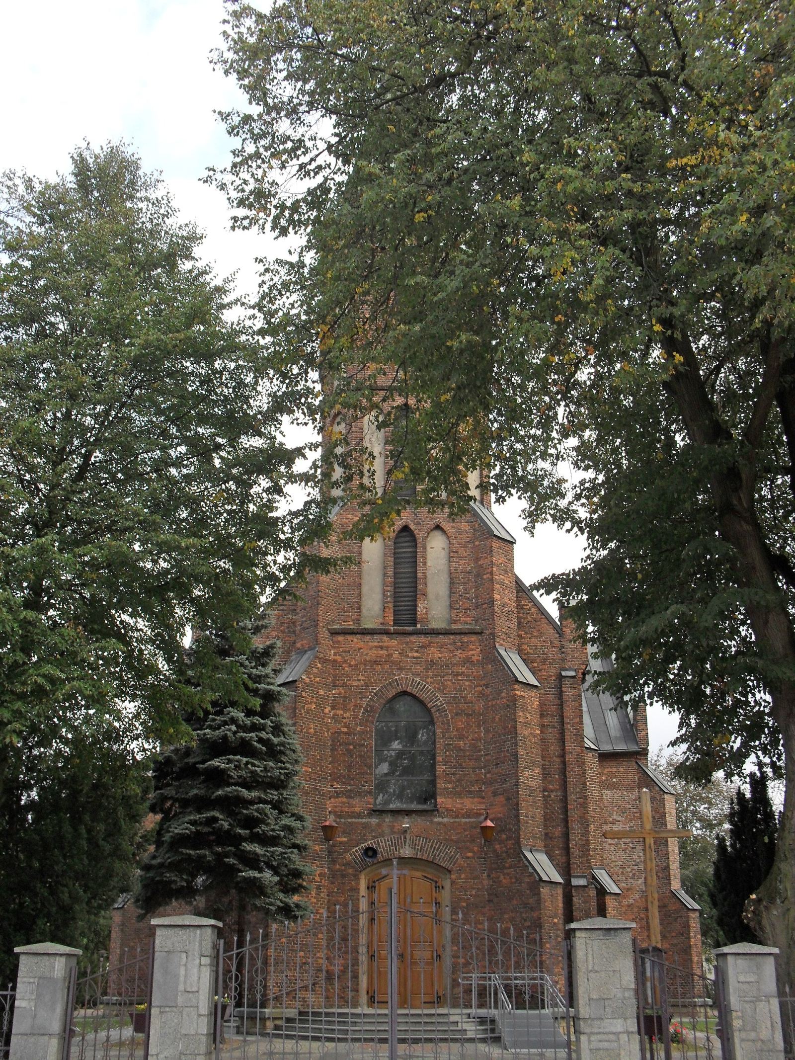 Kościół parafialny pw. Imienia Najświętszej Marii Panny, Grobla