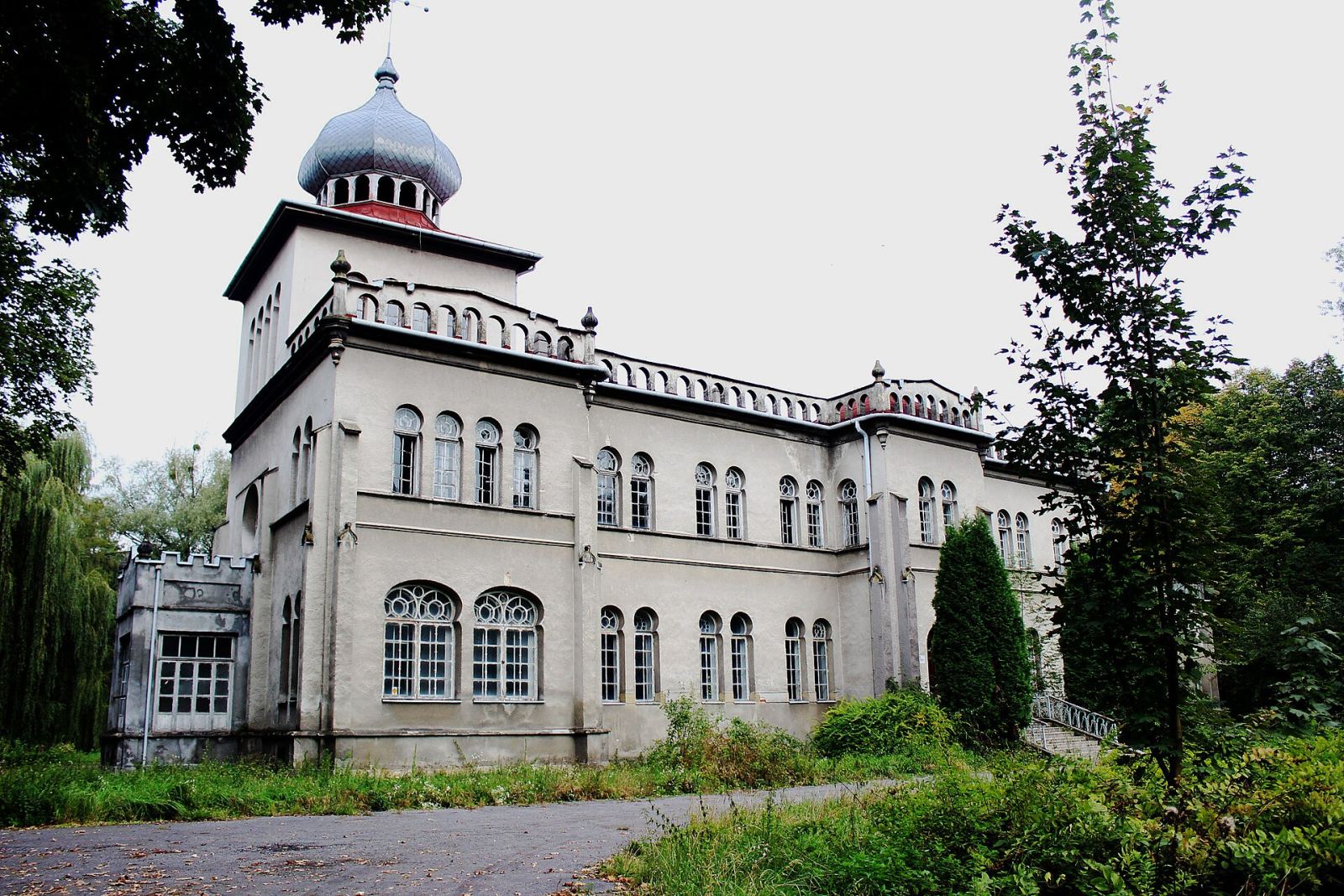 Zespół pałacowo-parkowy, Osiek