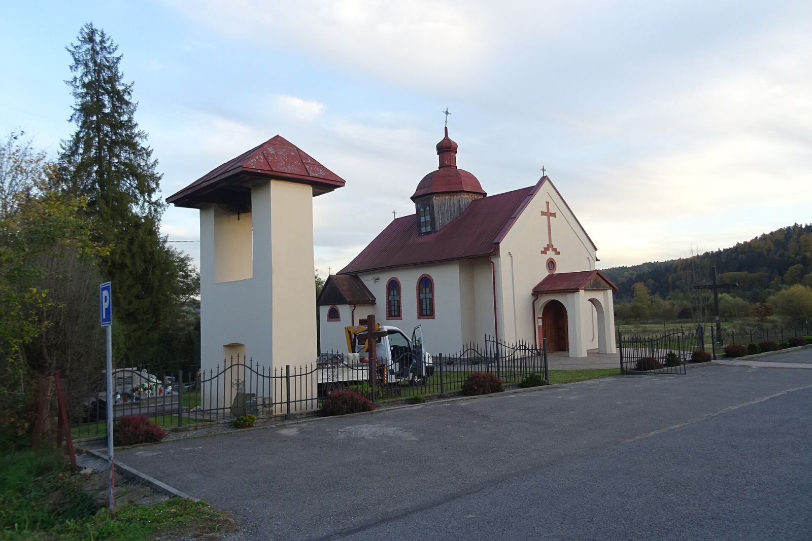 Cerkiew greckokatolicka, ob. kościół filialny pw. Narodzenia Najświętszej Marii Panny, Mielnów