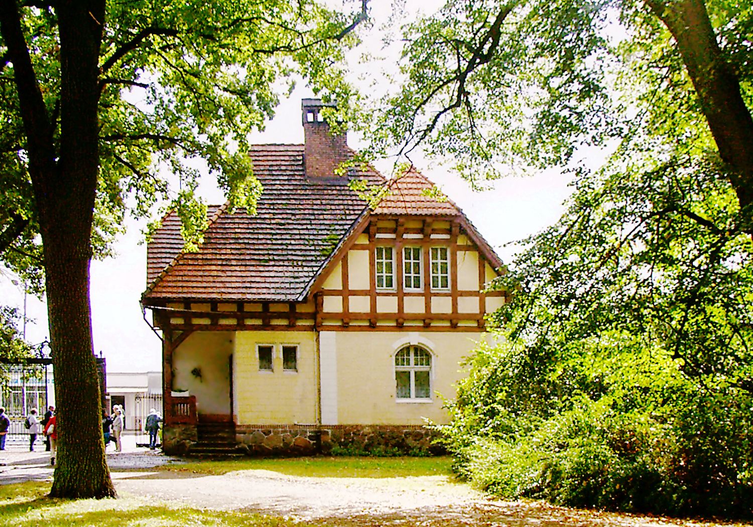 Dom zarządcy, Dłoń