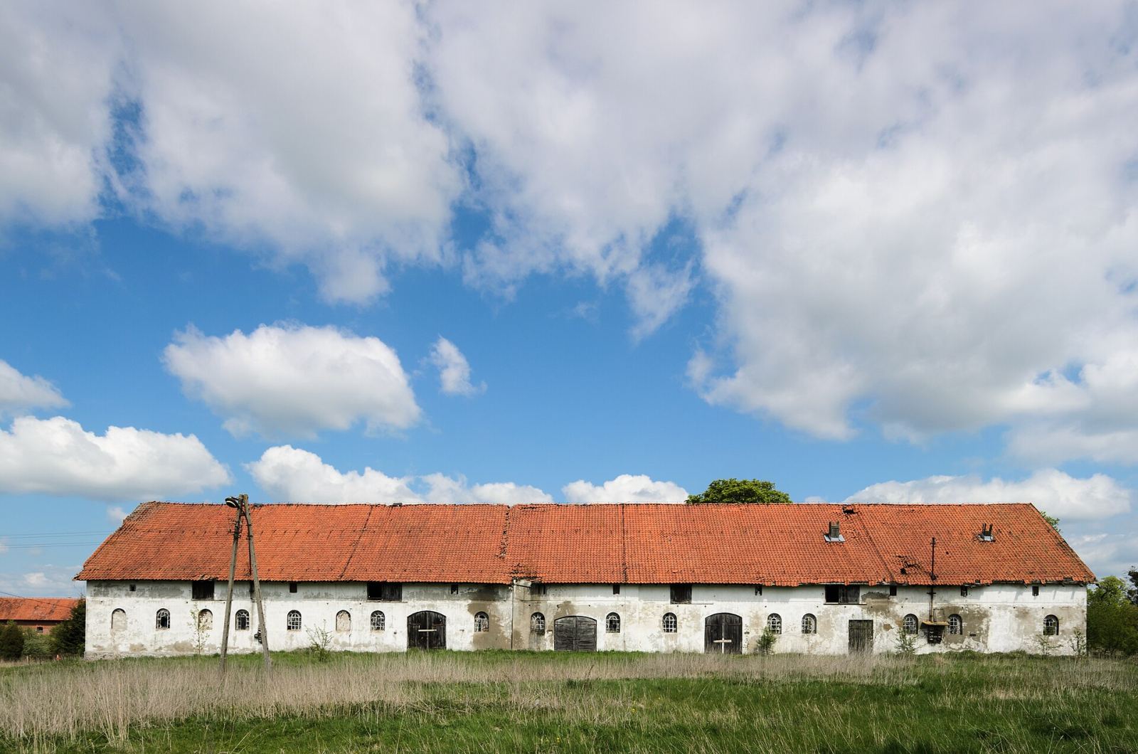 Stajnia z wozownią, Kwitajny