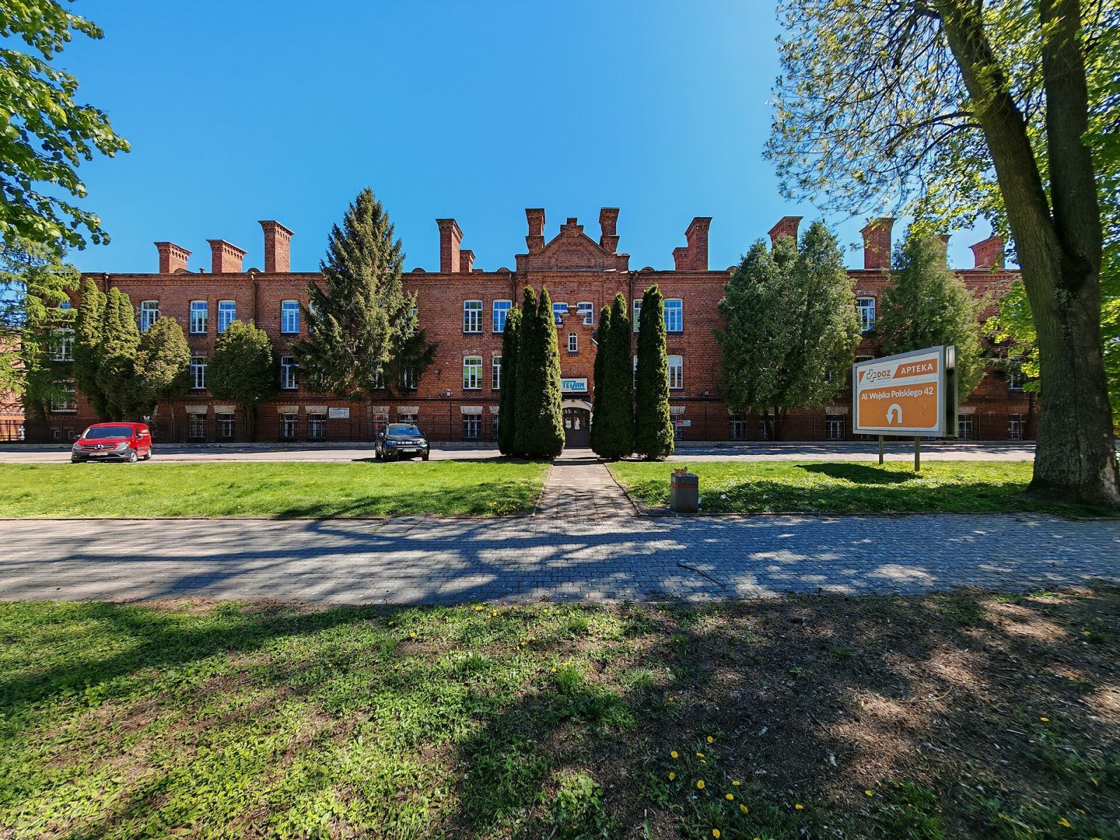 Koszary, ob. Zakłady Teletransmisyjne Telkom, Zambrów
