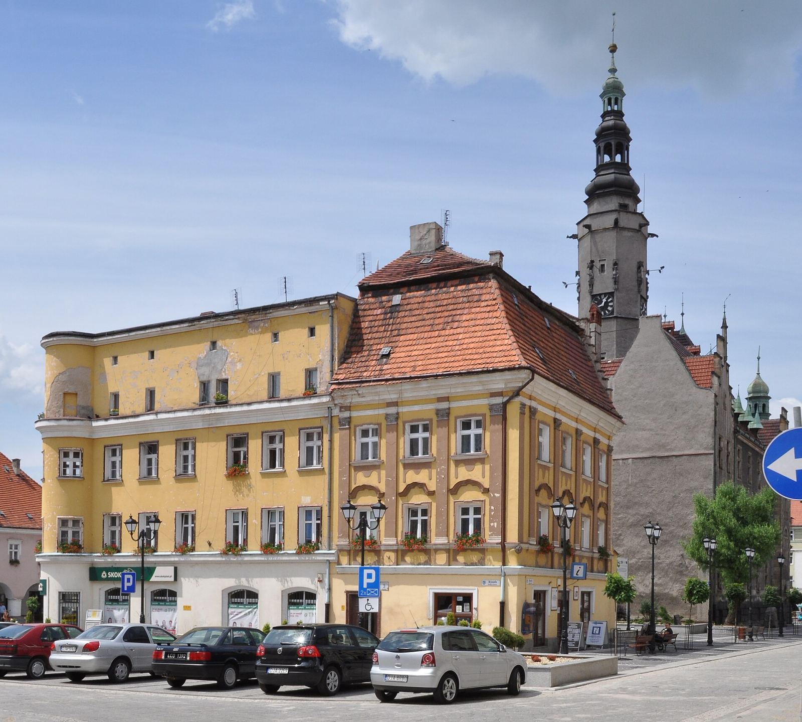 Dom, Jawor
